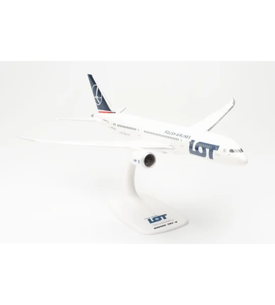 LOT Polish Airlines Boeing 787-9 1:200