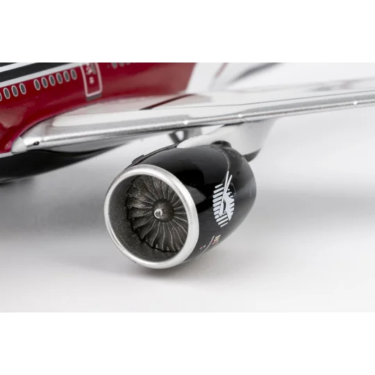 Qatar Boeing 777-300ER "Formula 1" 1:400