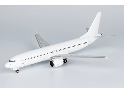 Boeing 737-8 Blank 1:200