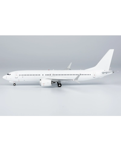 Boeing 737-8 Blank 1:200