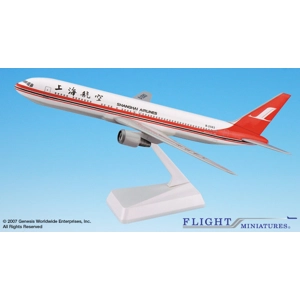 Shanghai Airlines Boeing 767-300 1:200