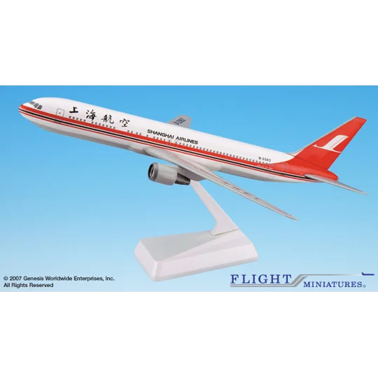 Shanghai Airlines Boeing 767-300 1:200