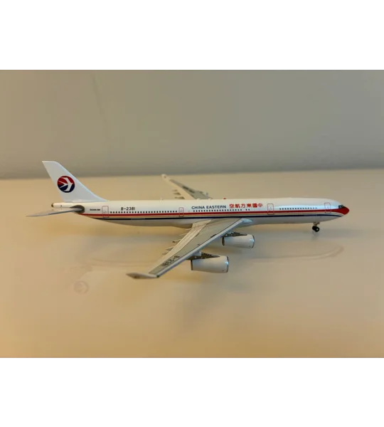 China Eastern Airbus A340-300 1:400