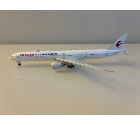 China Eastern Boeing 777-300ER 1:400