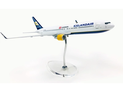 Icelandair Boeing 767-300ER "DB Schenker" 1:100