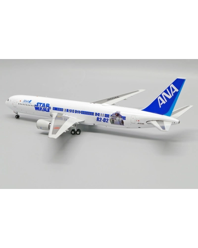 ANA Boeing 767-300ER "R2-D2" 1:200