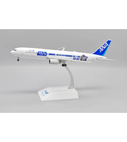 ANA Boeing 767-300ER "R2-D2" 1:200