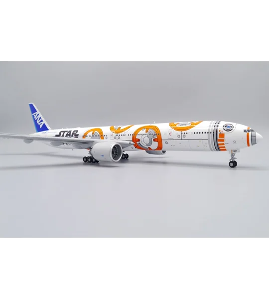 ANA Boeing 777-300ER "Star Wars" 1:200