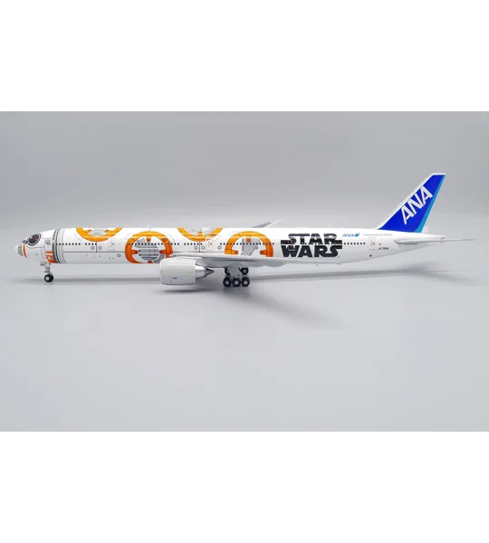 ANA Boeing 777-300ER "Star Wars" 1:200