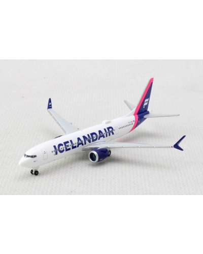 Icelandair Boeing 737-9 1:500
