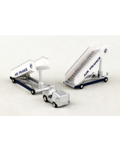 Air France passasjertrapper og traktor 1:200