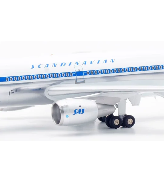 SAS Scandinavian Douglas DC-10-30 1:200