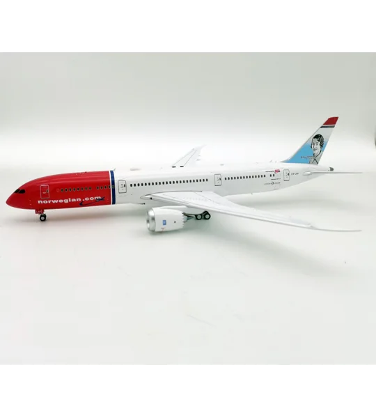 Norwegian Boeing 787-9 - manglende emblem 1:200