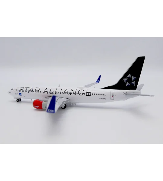 SAS Scandinavian Airlines Boeing 737-800 "Star Alliance" 1:400