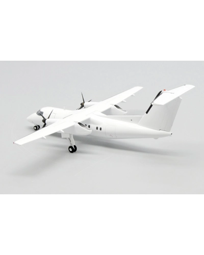 Bombardier Dash 8-100 Blank 1:200