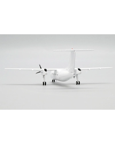 Bombardier Dash 8-100 Blank 1:200