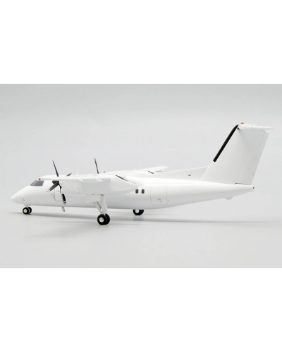 Bombardier Dash 8-100 Blank 1:200