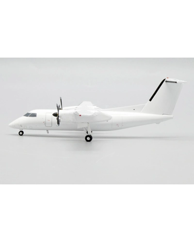 Bombardier Dash 8-100 Blank 1:200
