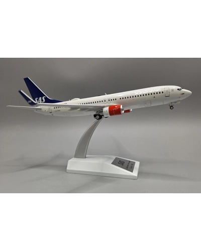 SAS Scandinavian Airlines Boeing 737-800 1:200
