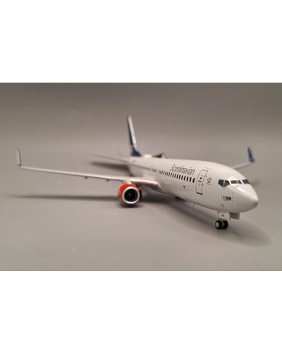 SAS Scandinavian Airlines Boeing 737-800 1:200