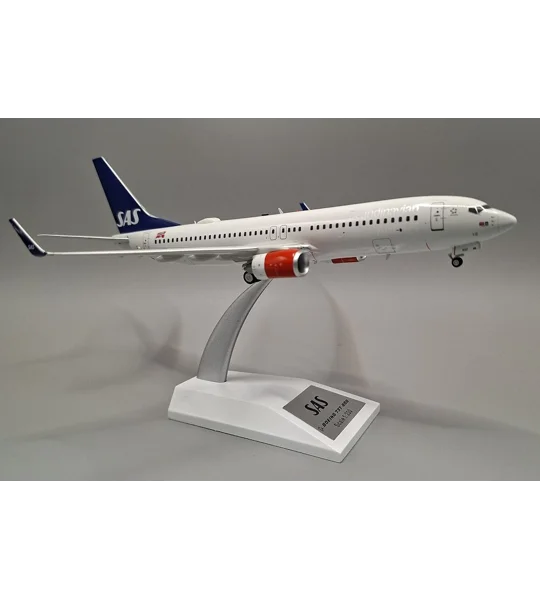 SAS Scandinavian Airlines Boeing 737-800 1:200