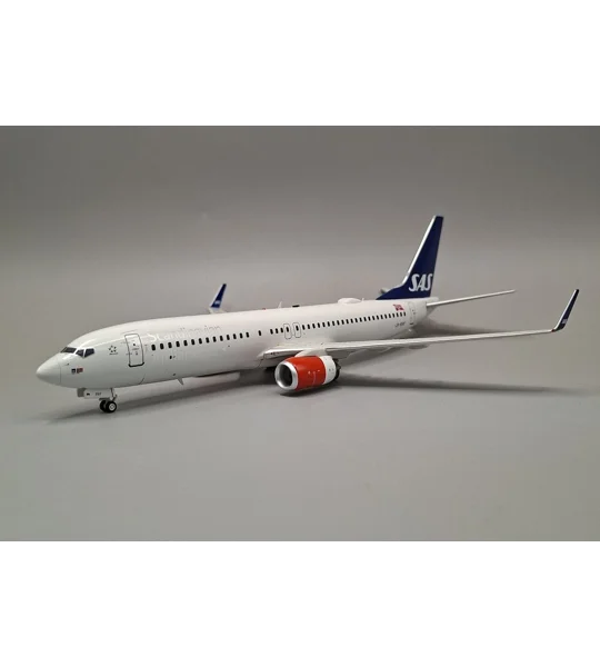 SAS Scandinavian Airlines Boeing 737-800 1:200