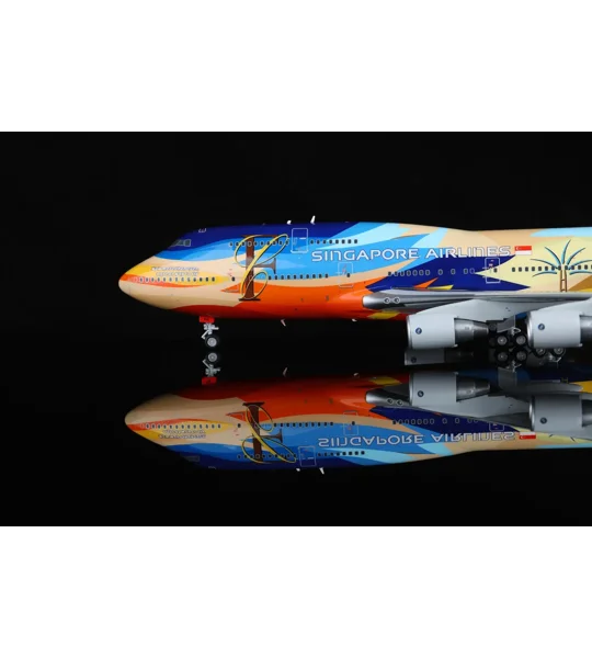Singapore Airlines Boeing 747-400 "Tropical" 1:200