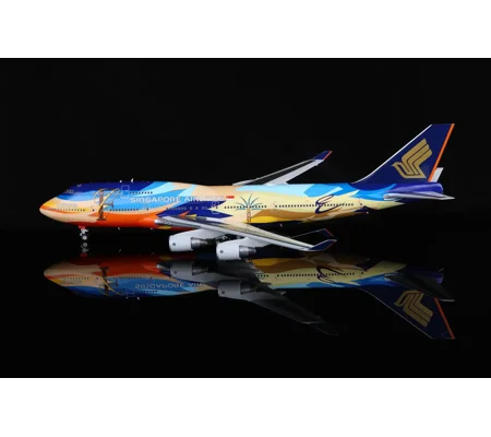 Singapore Airlines Boeing 747-400 "Tropical" 1:200