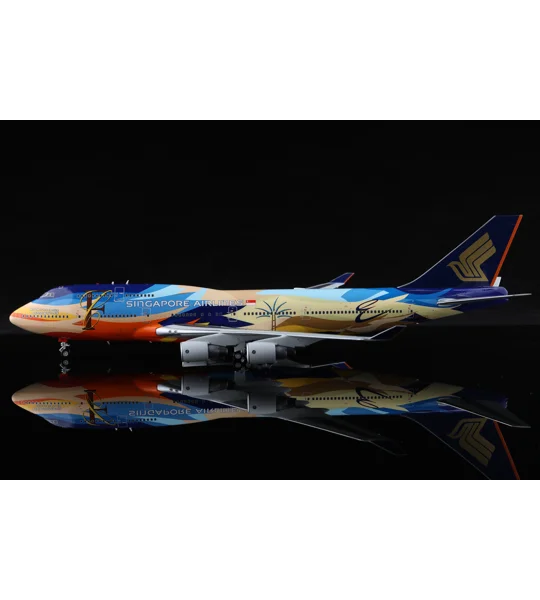 Singapore Airlines Boeing 747-400 "Tropical" 1:200