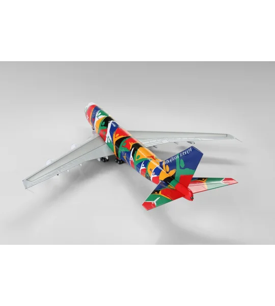South African Airways Boeing 747-300 "Ndizani" Flaps Down 1:200