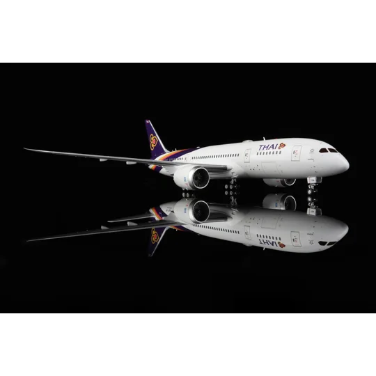 Thai Boeing 787-8 1:200