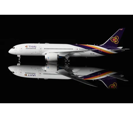 Thai Boeing 787-8 1:200