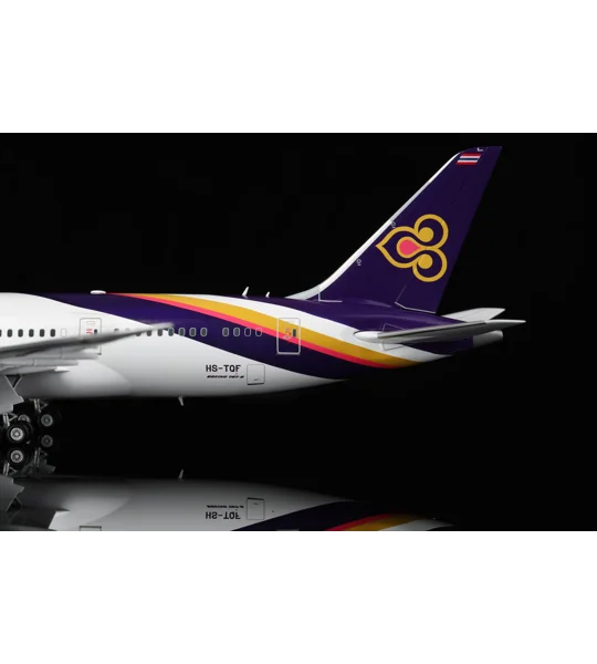 Thai Boeing 787-8 1:200