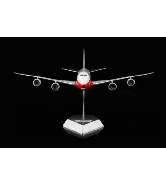 Boeing 747-8 1:200