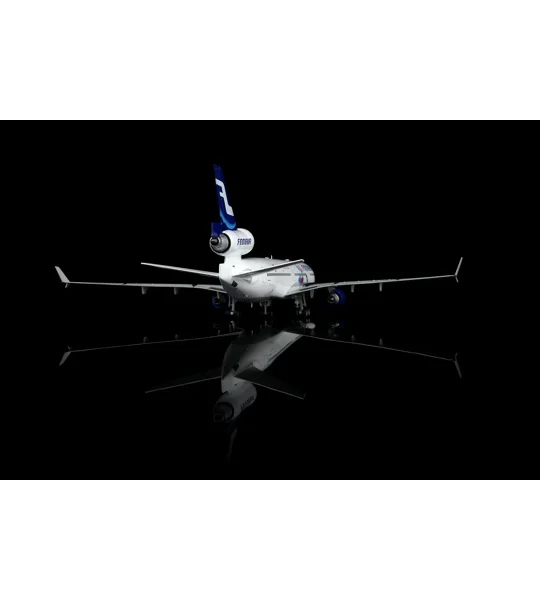 Finnair McDonnell Douglas MD-11 "Santa Claus" 1:200