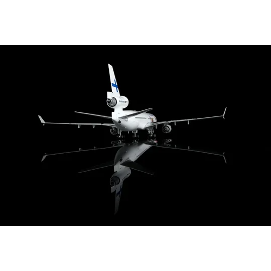 Finnair McDonnell Douglas MD-11 "Santa Claus" 1:200