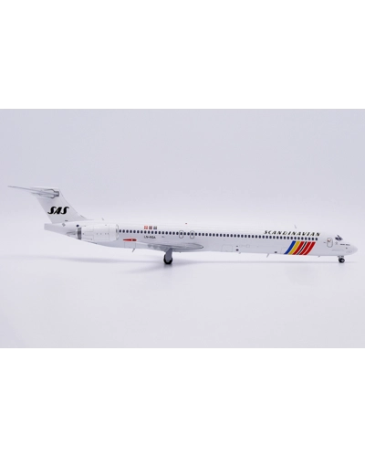SAS Scandinavian McDonnell Douglas MD-90-30 1:200