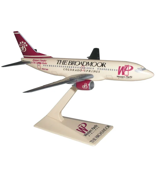 Western Pacific Airlines Boeing 737-300 "Broadmoor" 1:200