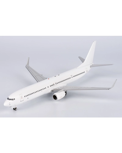 Boeing 737-900 Blank 1:200