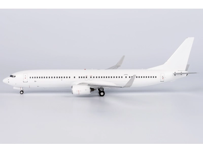 Boeing 737-900 Blank 1:200
