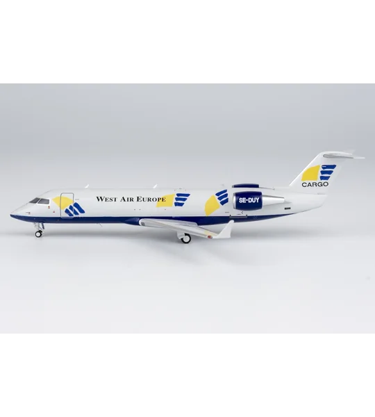 West Air Europe CRJ-200PF 1:200