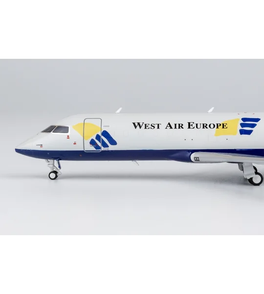 West Air Europe CRJ-200PF 1:200