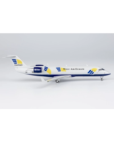 West Air Europe CRJ-200PF 1:200