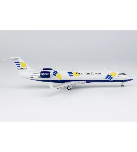 West Air Europe CRJ-200PF 1:200