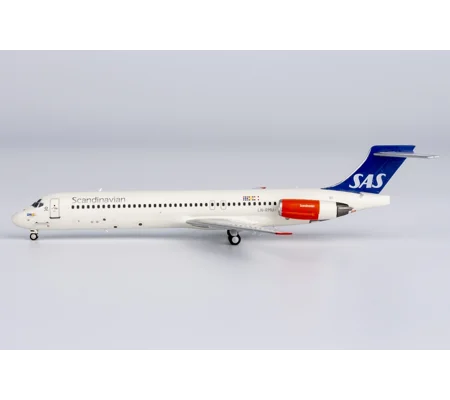SAS Scandinavian Airlines McDonnell Douglas MD-87 1:400