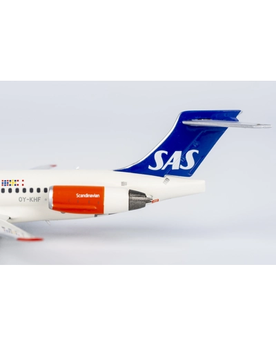 SAS Scandinavian Airlines McDonnell Douglas MD-87 1:400