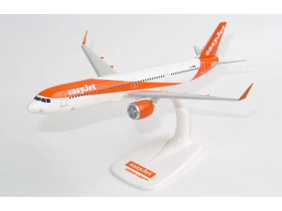 EasyJet Airbus A321neo 1:200