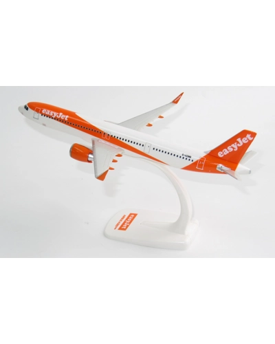 EasyJet Airbus A321neo 1:200