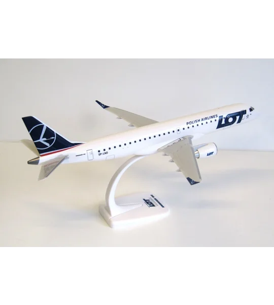 LOT Polish Airlines Embraer 195LR 1:100
