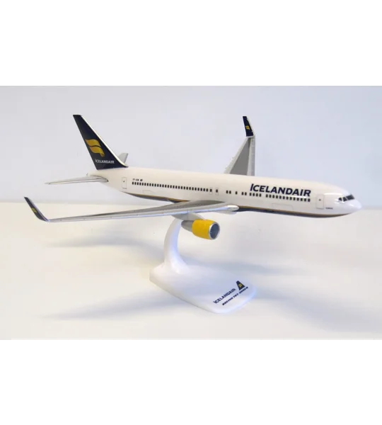 Icelandair Boeing 767-300ER 1:200